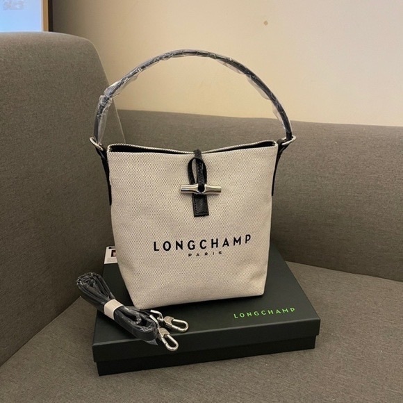 Longchamp Handbags - NWT Longchamp Essential Toile Bucket Bag